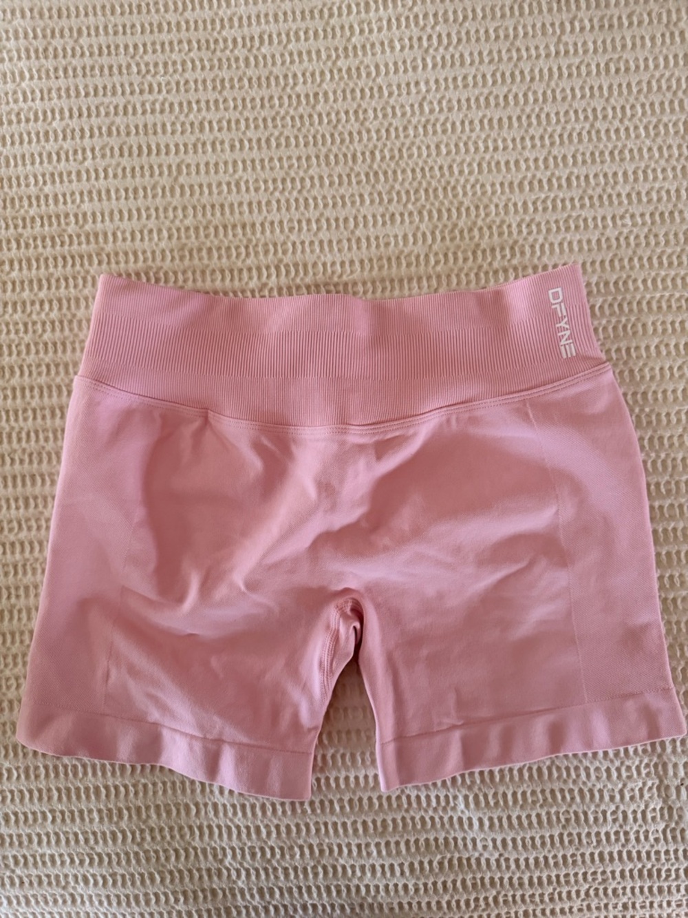 Pair of DFYNE Impact Shorts - Black and Light Pink - Picture 4 of 7
